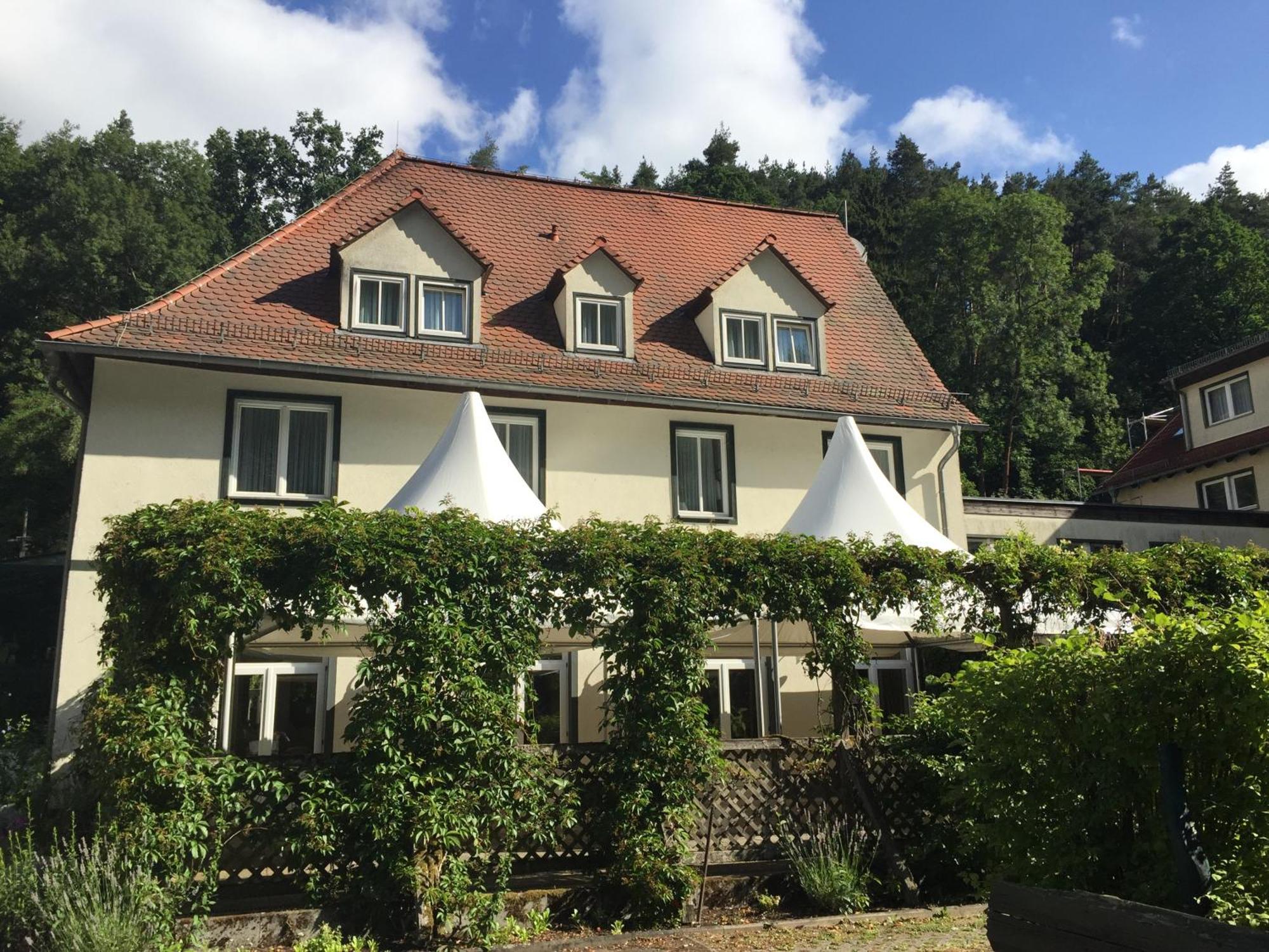Waldhotel Linzmuehle Kahla  Eksteriør bilde
