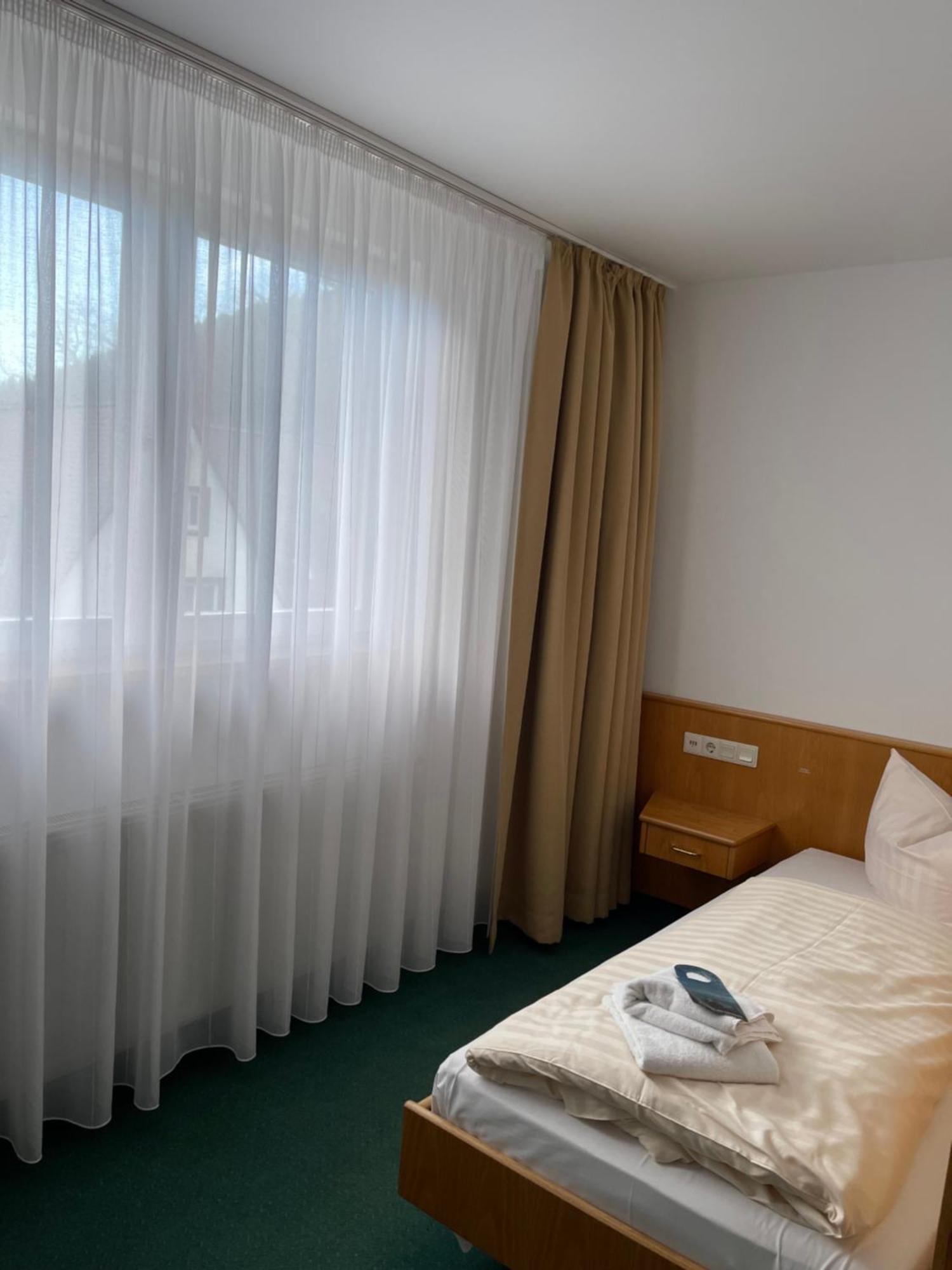 Waldhotel Linzmuehle Kahla  Eksteriør bilde